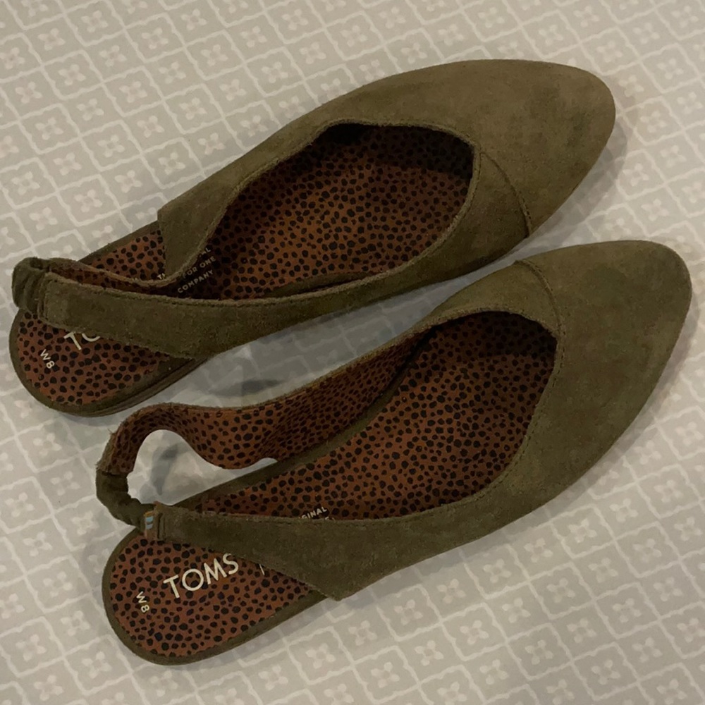 NWOT Toms Julie Suede Slingback Flat Size 8